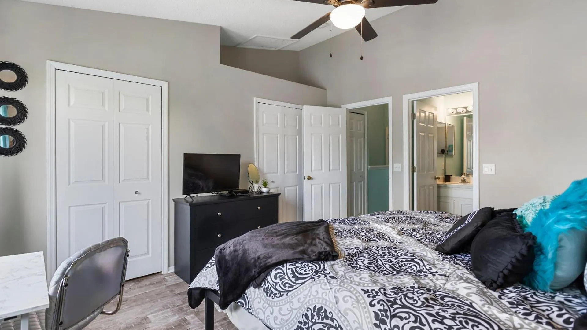 Cappy Hour! Lakefront Townhome With Backyard Paradise And Amazing Community Amenities! Bradenton United States